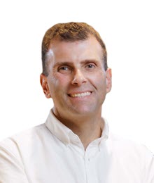 Headshot of Gavin Lind, Facilitator of panel discussion at NCVER's No Frills VET Research Conference
